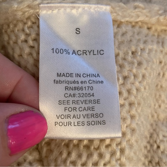 Pins & Needles Urban Outfitters Knit Sweater Rose Printed Pattern - Picture 6 of 9